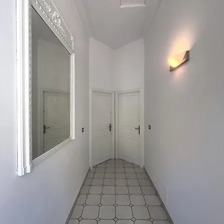 Daire 10' Monaco - 10' Italia - Incantevole Vista Mare *