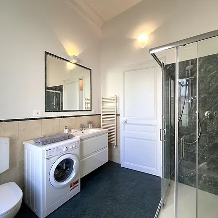 Apartment 10' Monaco - 10' Italia - Incantevole Vista Mare Menton